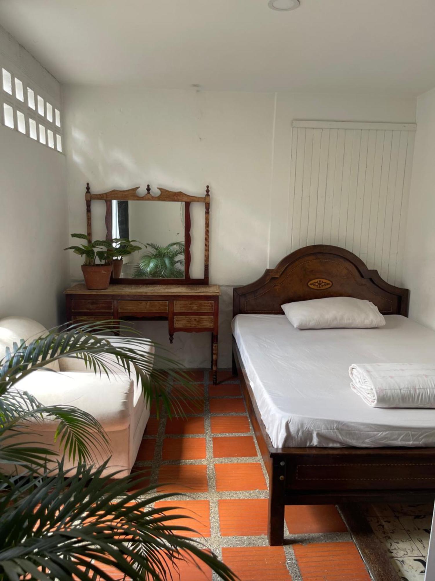 Hostal Casa Las Tias Medellin Luaran gambar
